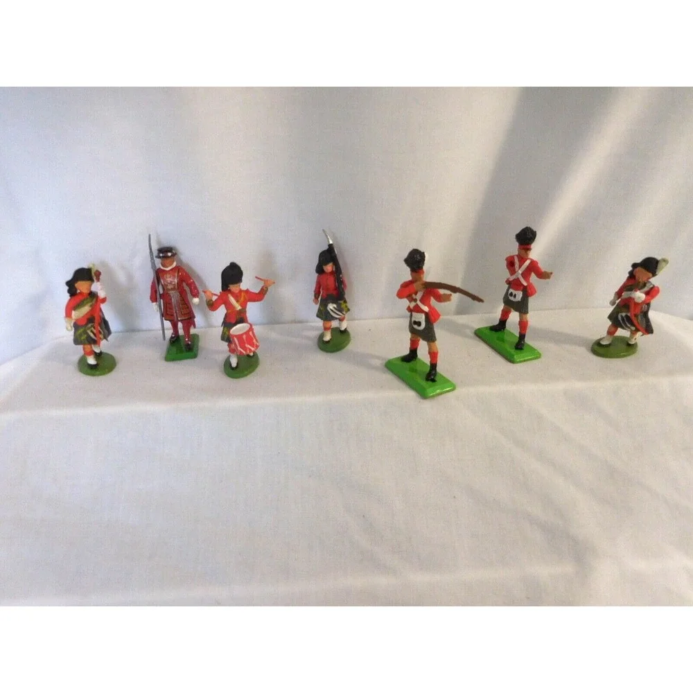 Britains Soldiers The Royal Scots Various Lot of 7
